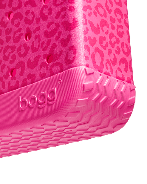 Medium Bogg® Bag - purrr-fectly PINK leopard. 04
