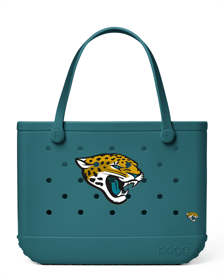 Large/Extra Large Bogg® Bag - Jacksonville Jaguars. 01
