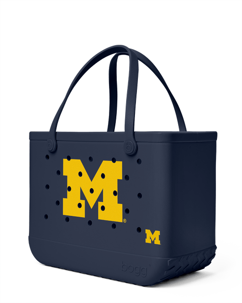 Large/Extra Large Bogg® Bag - Michigan Wolverines. 02
