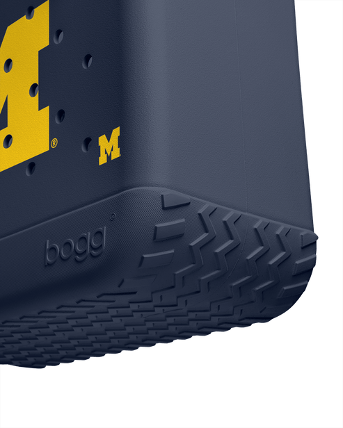 Large/Extra Large Bogg® Bag - Michigan Wolverines. 04
