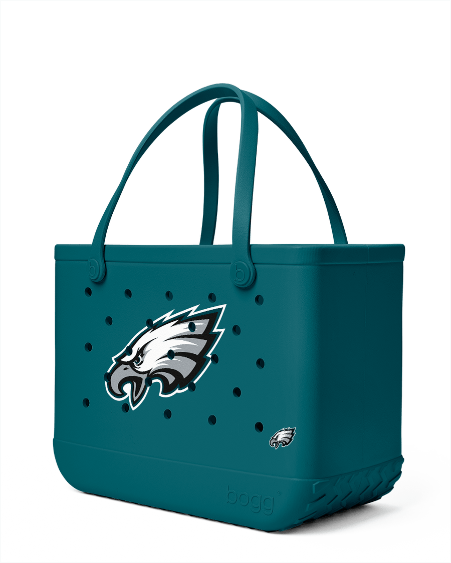 Large/Extra Large Bogg Bag - Philadelphia Eagles. 02
