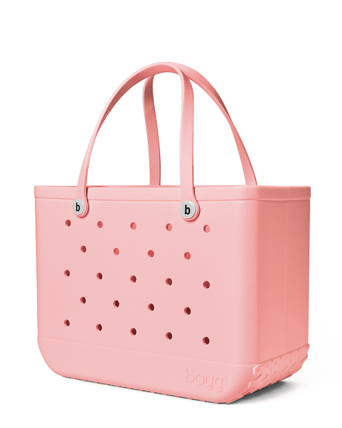 Large/Extra Large Bogg® Bag - STRAWBERRY milkshake. 02
