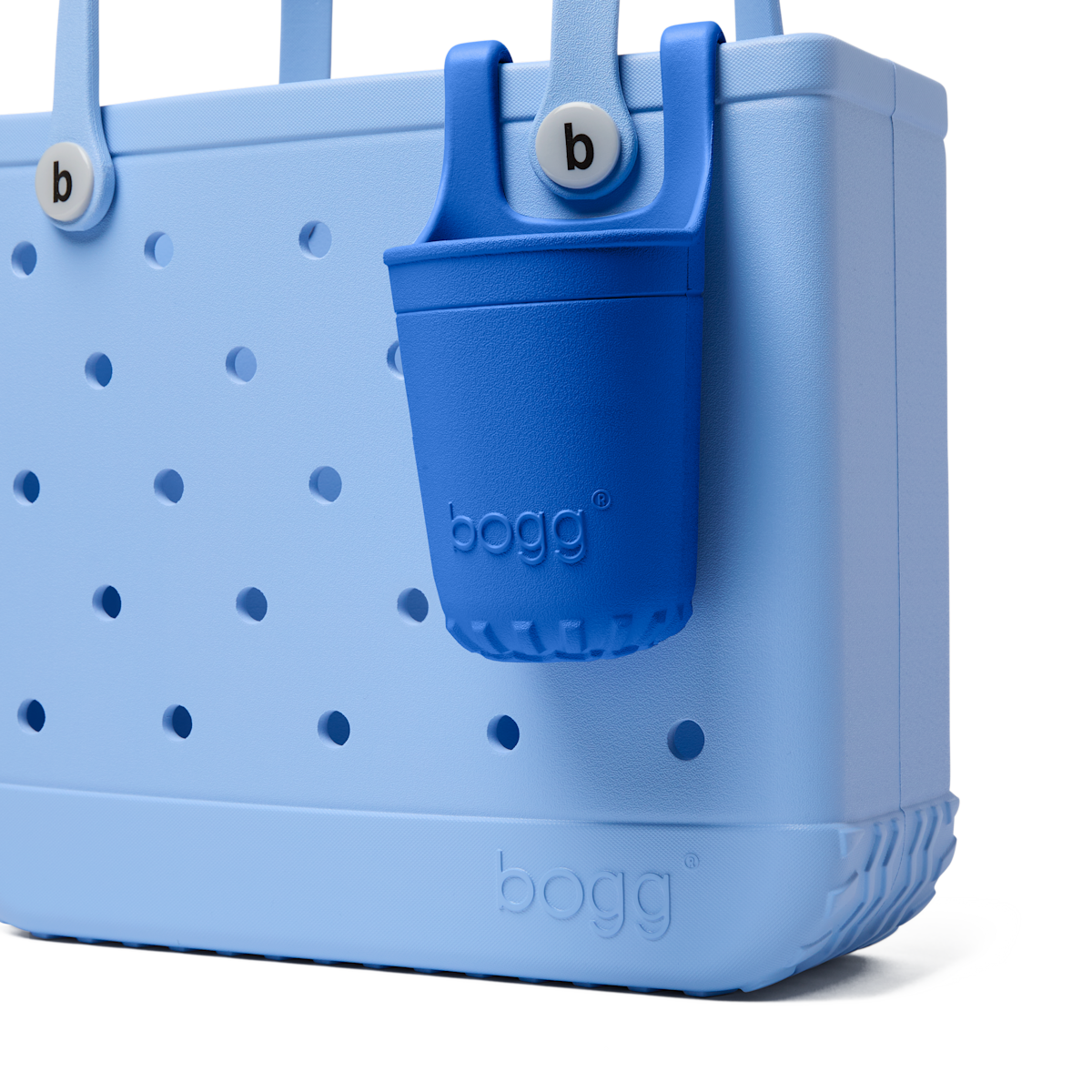 Bogg Bevy - Blue-eyed View 
