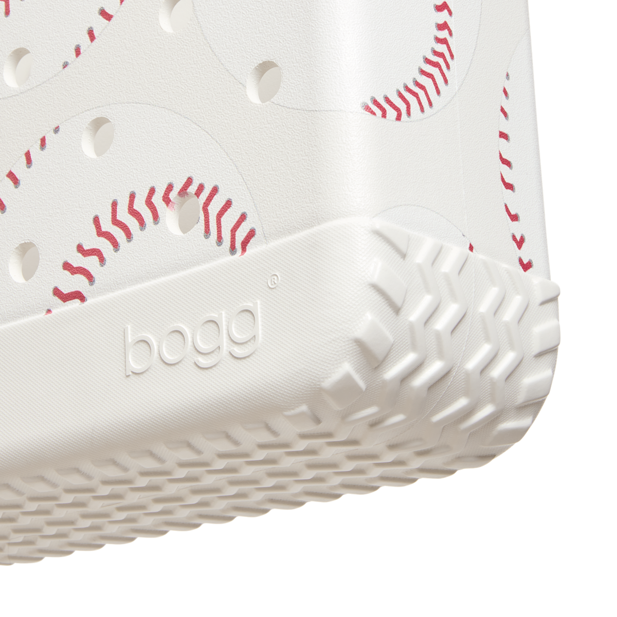 Bitty Bogg Bag - Rounding Third View 

