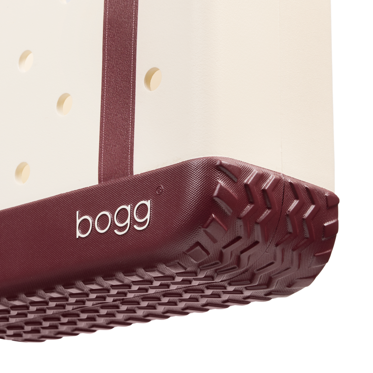 Bitty Bogg Bag - Crimson Crest View 
